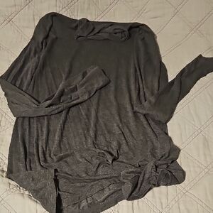 14th & Union Charcoal Long Sleeve Top